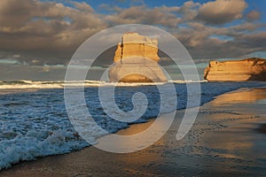 Gibson steps and the twelve apostoles along great ocean road in