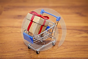 Gift Box Shoppig Cart