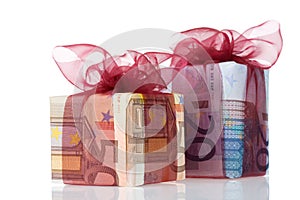 Gift boxes of 20 and 50 euro