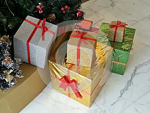 Gift boxes