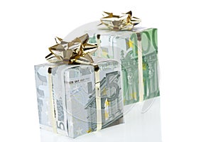 Gift boxes of 5 & 100 euro