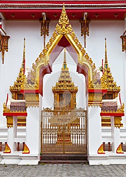 Gilded gates of an Buddhist temple