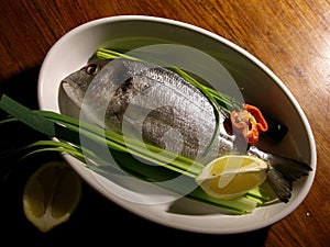 Gilted head sea bream with leek