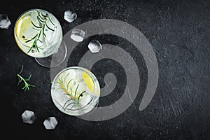 Gin and tonic cocktail photo