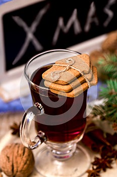 Gingerbread cookies and mulled wine