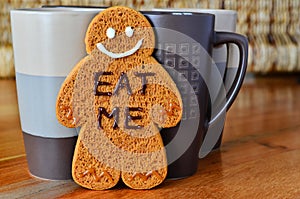 Gingerbread man and coffee cups