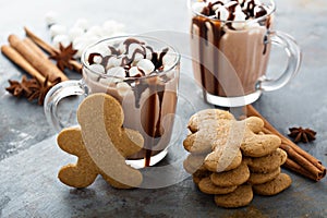 Gingerbread men cookies and hot chocolate