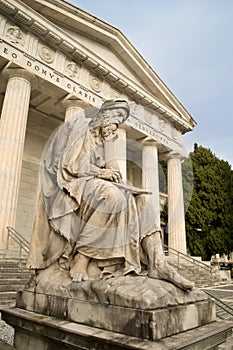 Giobbe's statue at Staglieno