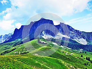 Girenspitz and Gauschla mountains in the RÃ¤tikon range of the Alps