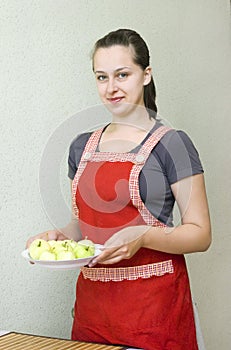 The girl with the apples