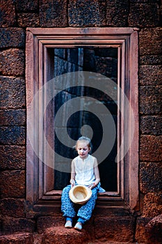 Girl in Banteay Srei temple