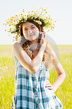 Girl in camomiles chaplet