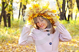 The girl in gold foliage