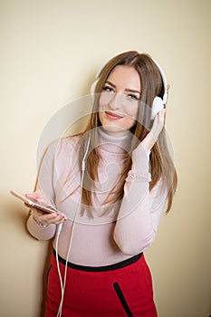 Girl learn English. Educative Content. Study English Language With Audio Lessons. Girl Listen Music