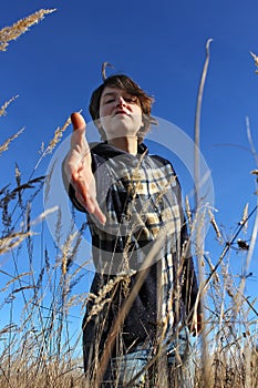 Girl lends a helping hand