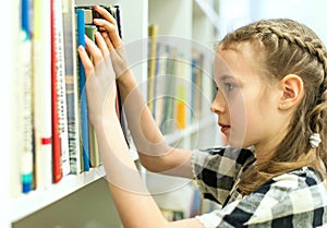 Girl in library.