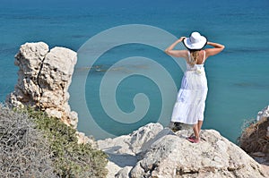 Girl looking to the sea