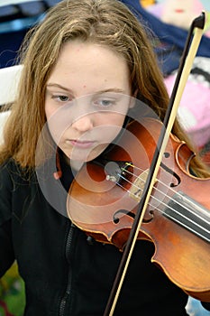 Girl playing violin