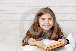 Girl Read Book