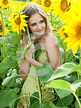 Girl with a sunflowers