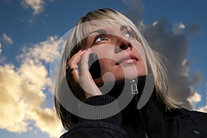 Girl talking to the phone