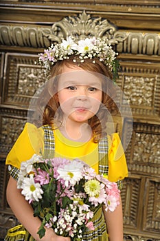 GIRL WITH wreaths of flowers on the head