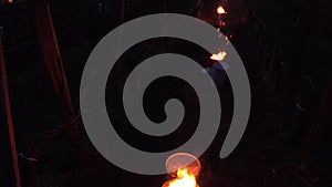 GIRONDE, POMEROL, OIL BURNING SMUDGE POTS IN VINEYARD DURING SUB-ZERO TEMPERATURES OF MARS 2021, BORDEAUX VINEYARD