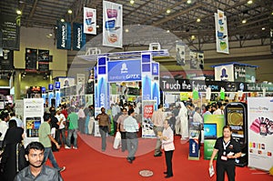 GITEX Shopper Expo Dubai - Rush in central hall