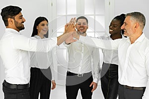 Give me five your clap hands articulate international group businesspeople for good business team