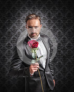 Give a rose on the anniversary