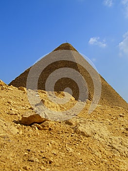 Giza pyramid 01