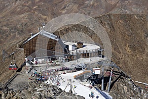 Ski area in Kurzras Maso Corto - View of Glacier Hotel Grawand with start to ski piste