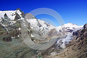 The glacier Pasterze with Grossglockner massif in left and Johannisberg peak.
