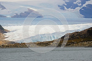 Glacier Perito Moreno Glaciar Perito Moreno, mountains and lake Argentino Lago Argentino, national park Los Glyacious. Patagon