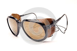 Glacier sunglasses leather side pieces