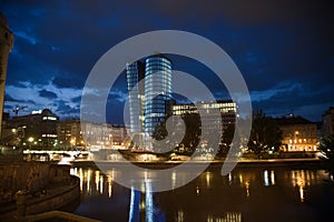 Glas front of the Uniqa tower
