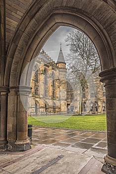 Glasgow University ThroughThe Archway
