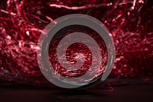 Glaskugel mit bunten Lichtspielen