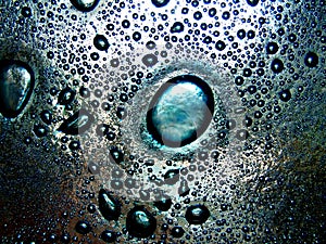 Glass bubbles