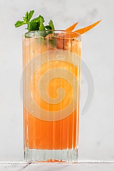 Glass of Carta Switchel cocktail