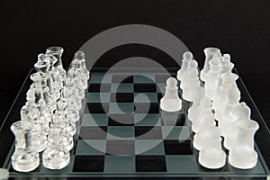 Glass chess - let's play