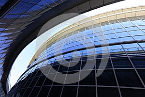 glass curtain wall construction