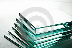 Glass factory produces clear glass