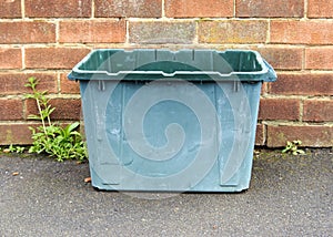 Glass recycling bin