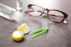 Glasses and contact lens accessories