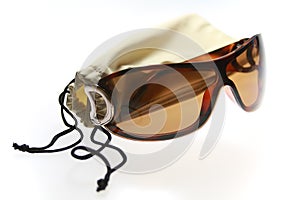 Glasses and glassesetui