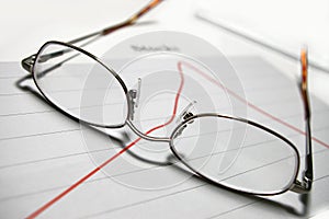 Glasses over graphs