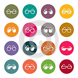 Anteojos a gafas de sol conjunto compuesto por iconos 