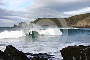 Glassy Wave and Perfect Offshore Breeze