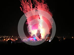 Glastonbury festival main stage pyrotechnics 2007